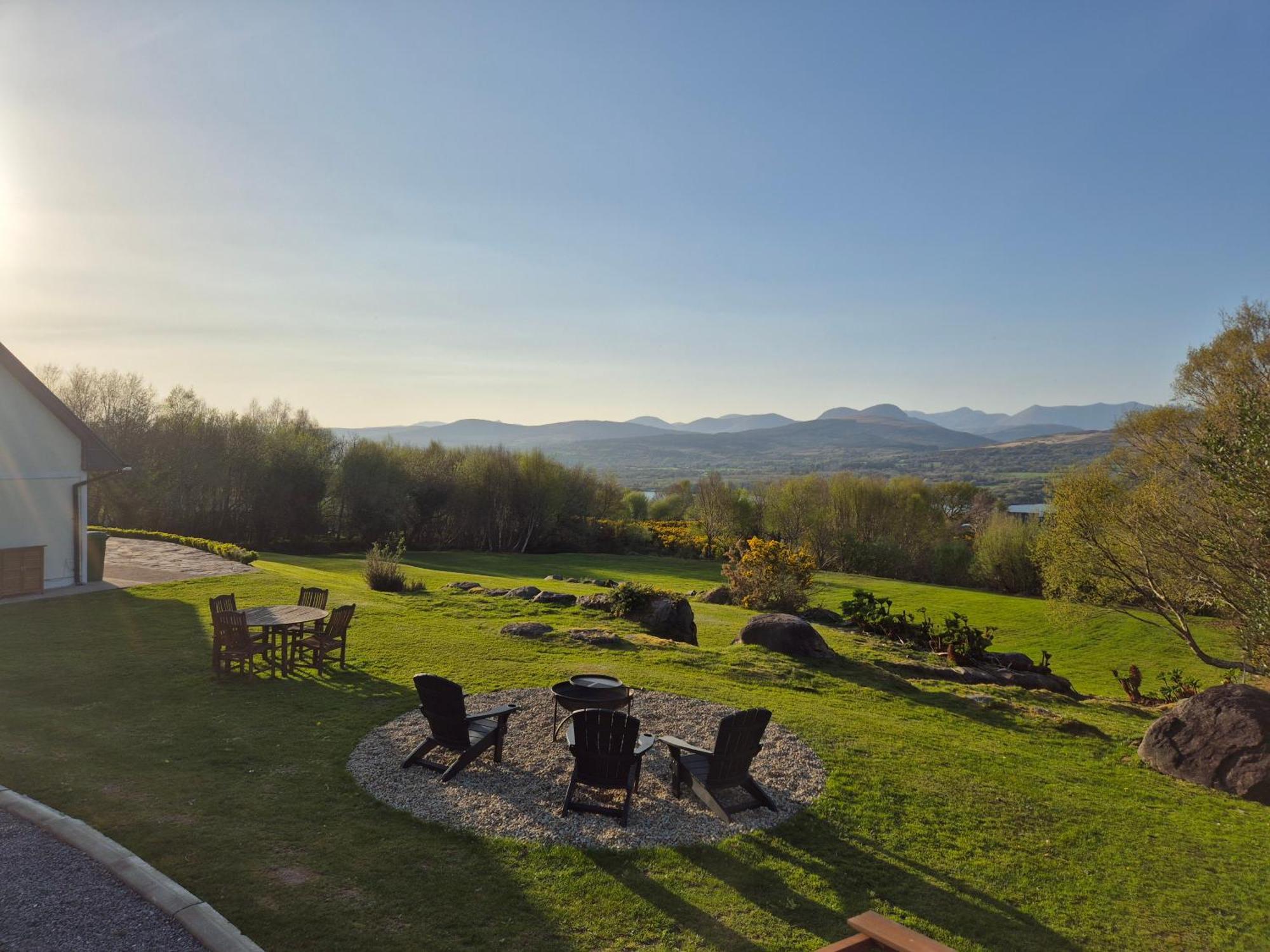 Misty Bay - Kenmare Hotel Exterior photo