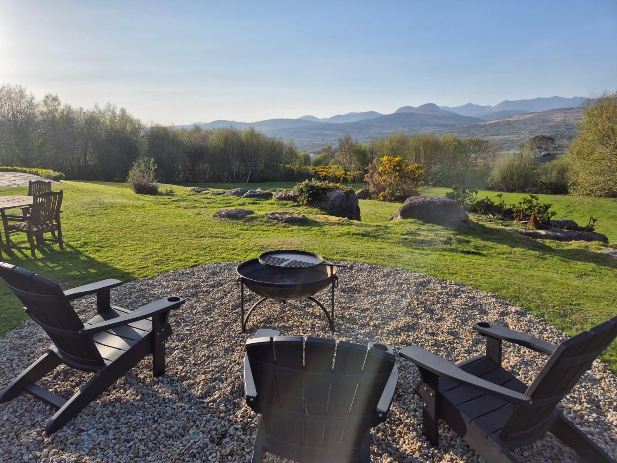 Misty Bay - Kenmare Hotel Exterior photo